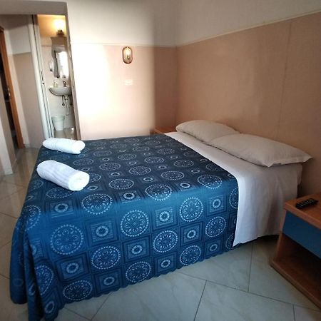 Cressy Hotel Rome Bagian luar foto