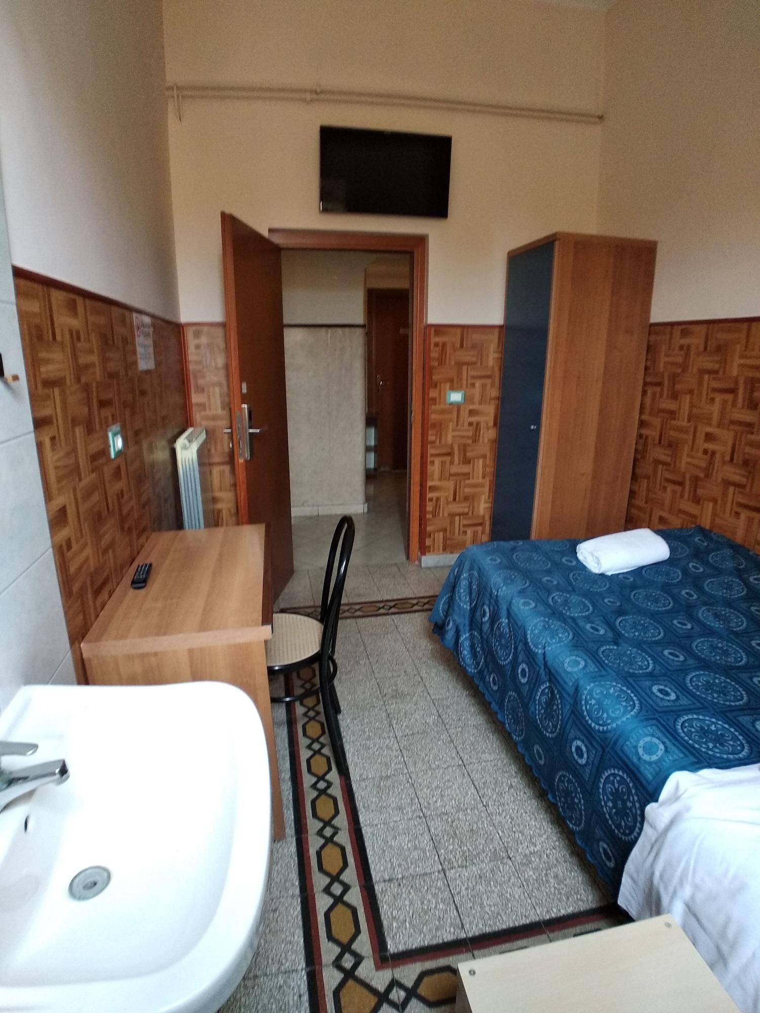 Cressy Hotel Rome Bagian luar foto