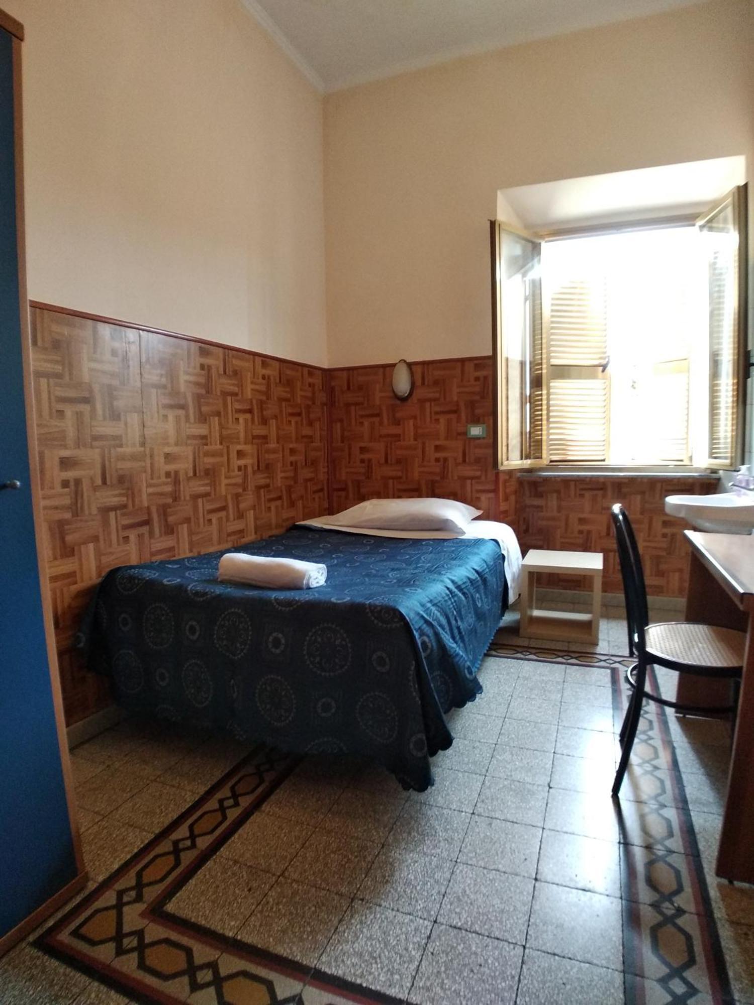 Cressy Hotel Rome Bagian luar foto