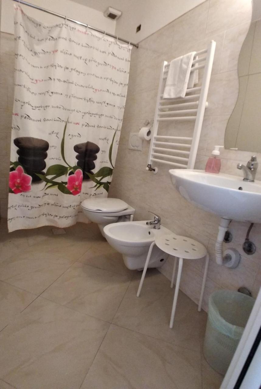 Cressy Hotel Rome Bagian luar foto
